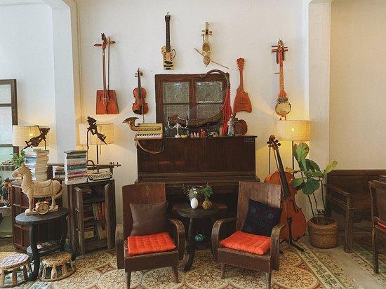 Phu Specialty Tea & Coffee